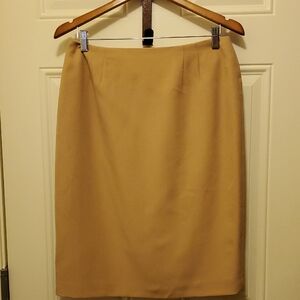 Ellen Tracy Classic Tan Pencil Skirt